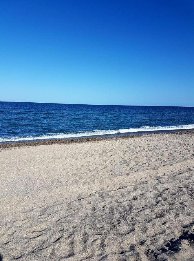 Superbe T2 Climatise, Proche Plage Avec Parking Prive Saint-Cyprien  Εξωτερικό φωτογραφία